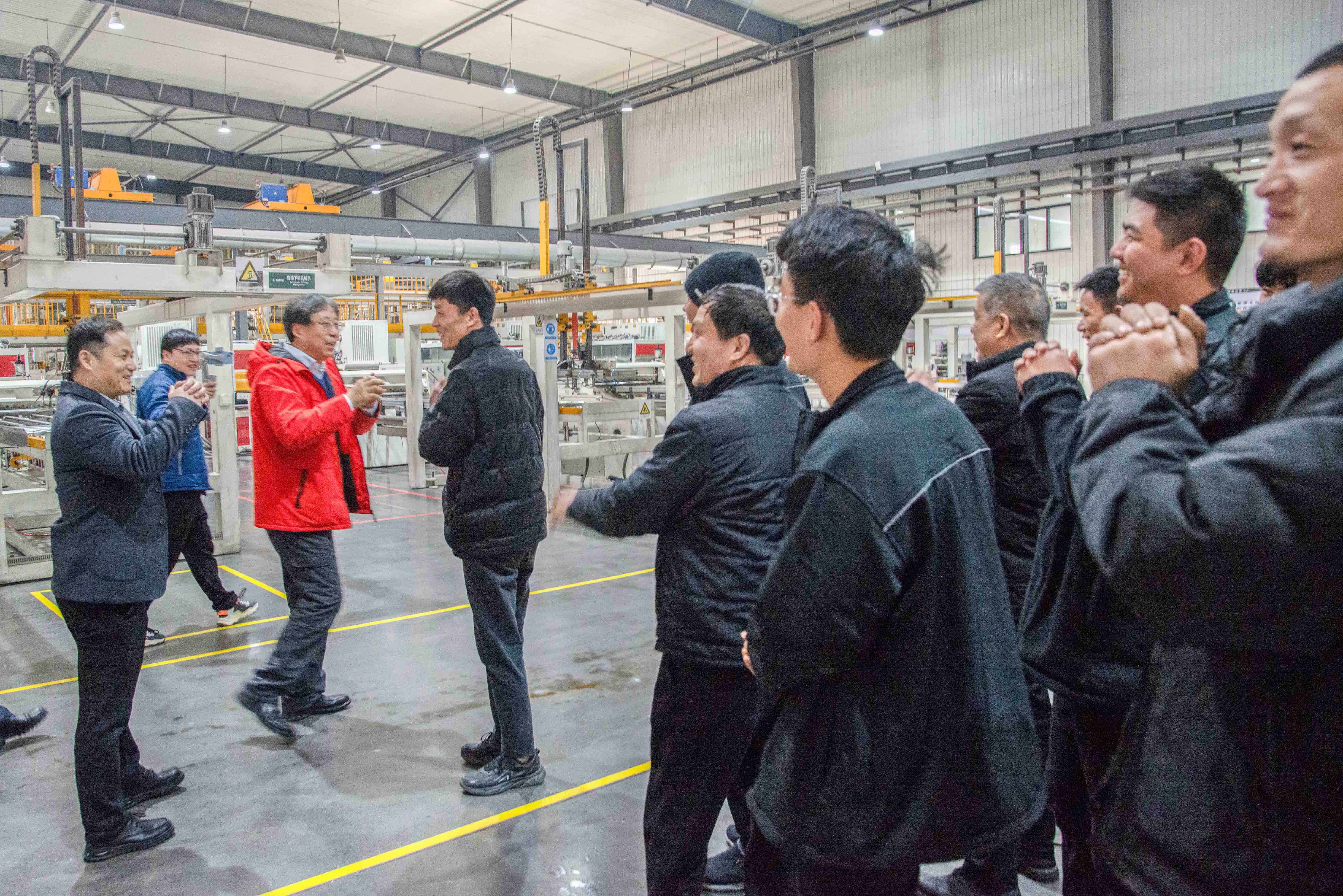 祥龍騰飛迎開(kāi)工 春到巨人工業(yè)園